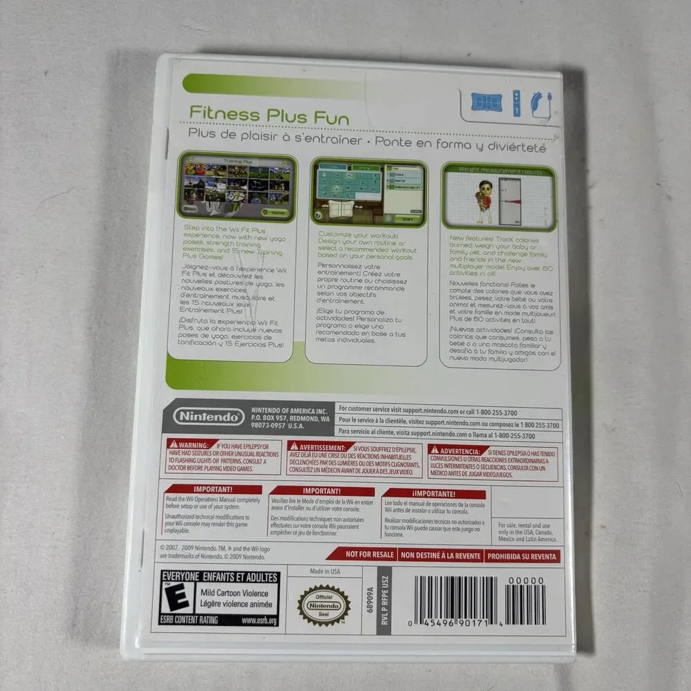 Wii Fit Plus Nintendo Wii Complete CIB with Disc & Manual